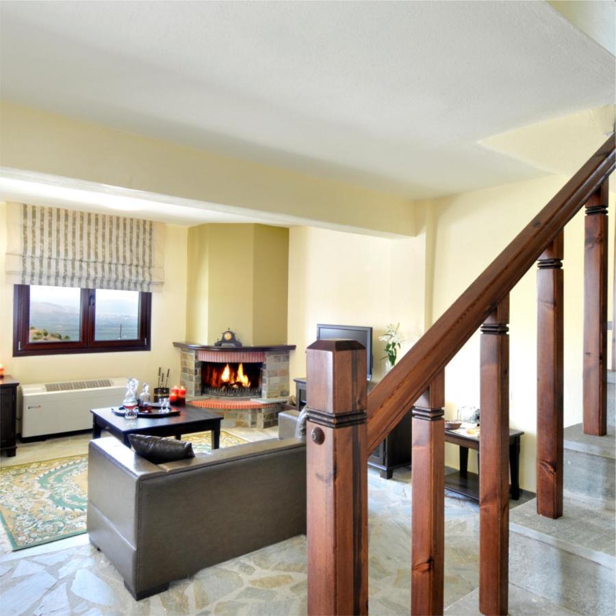 Kaimak Mountain Lodge Panagitsa ภายนอก รูปภาพ